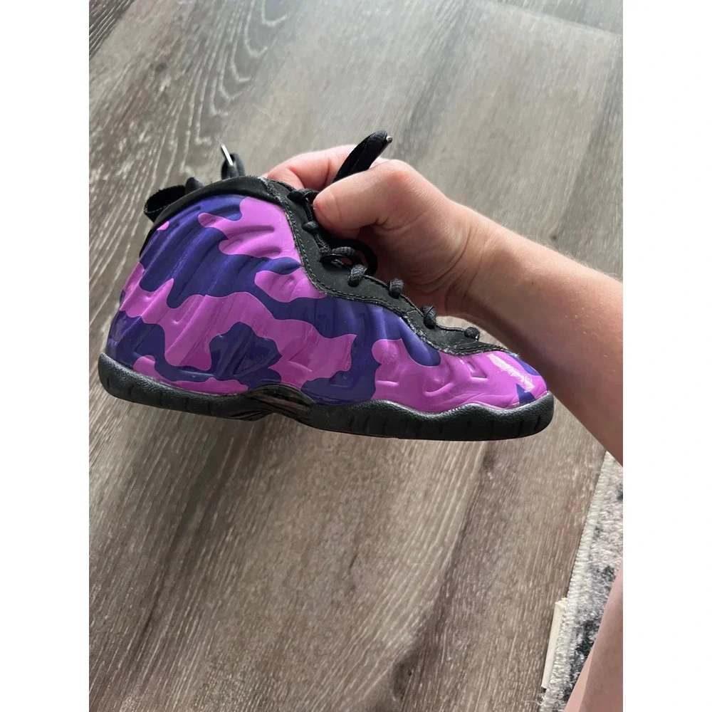 Nike Little Posite One Kids 11C Purple Camo Basketball Shoes 843755-012